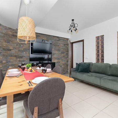 Przestronne Apartamenty W Zakopanem Z Trzema Sypialniami I Parkingiem By Noclegi Renters Luaran gambar
