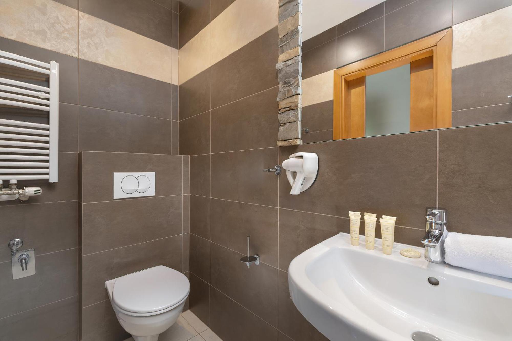 Przestronne Apartamenty W Zakopanem Z Trzema Sypialniami I Parkingiem By Noclegi Renters Luaran gambar