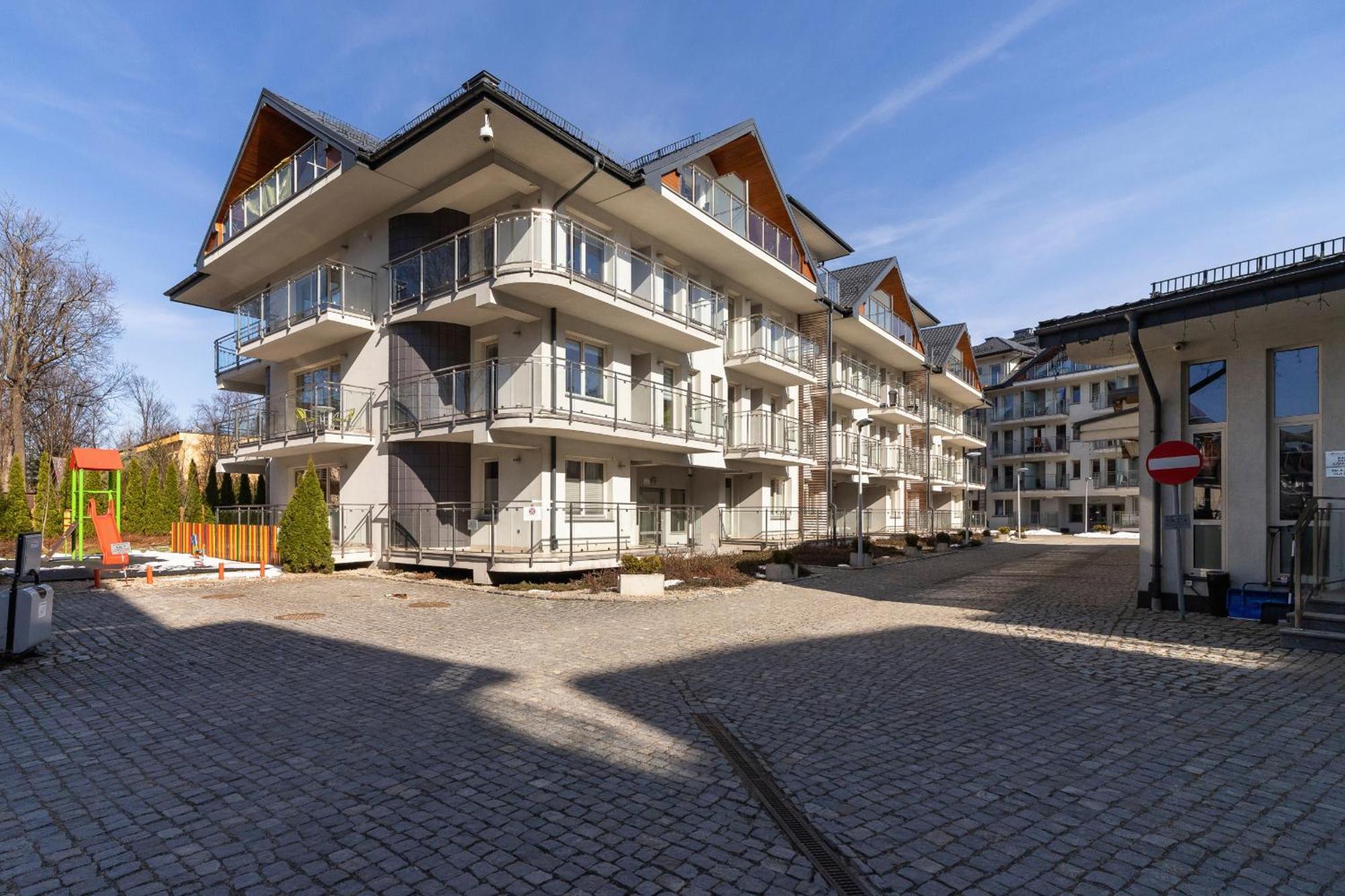 Przestronne Apartamenty W Zakopanem Z Trzema Sypialniami I Parkingiem By Noclegi Renters Luaran gambar