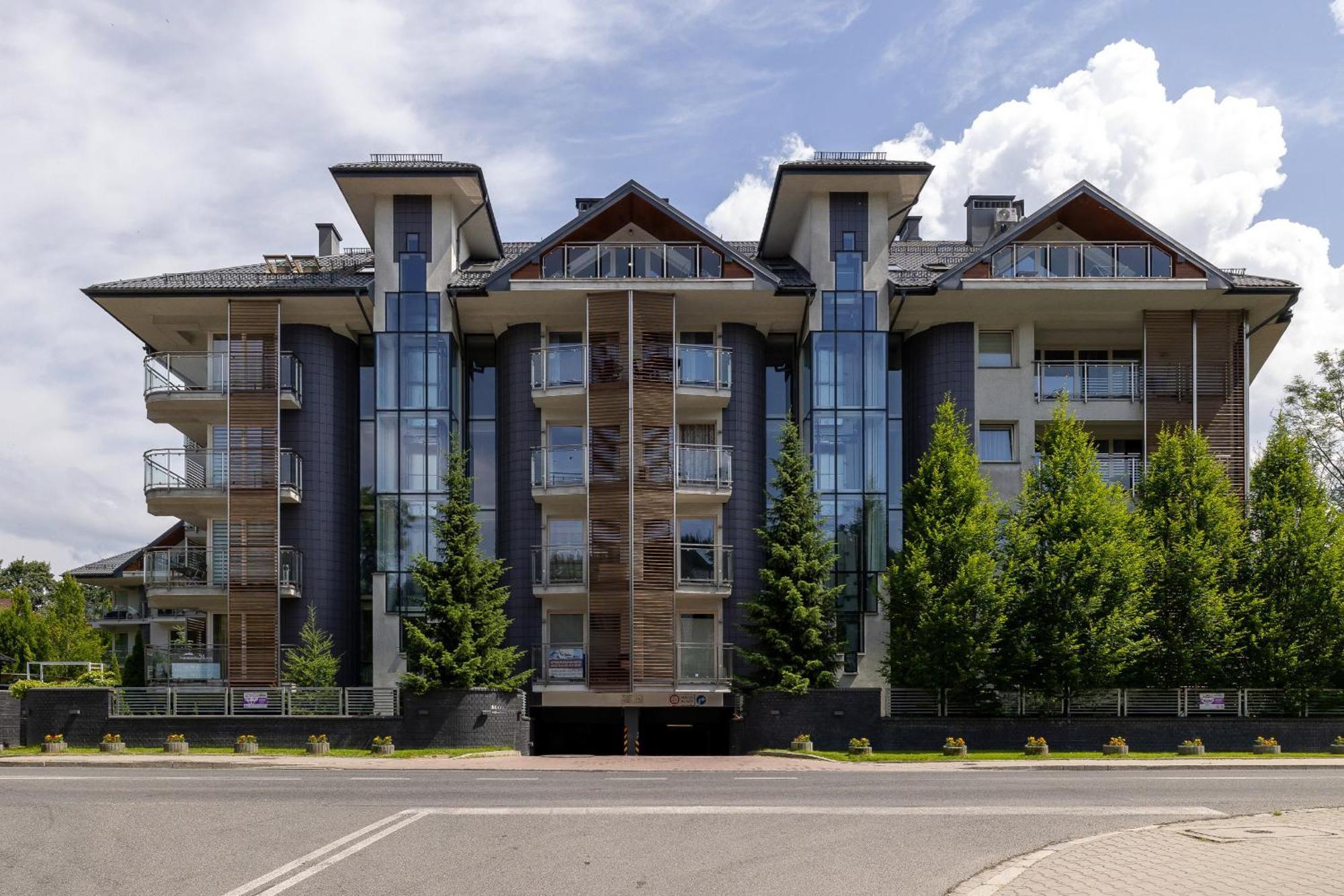 Przestronne Apartamenty W Zakopanem Z Trzema Sypialniami I Parkingiem By Noclegi Renters Luaran gambar